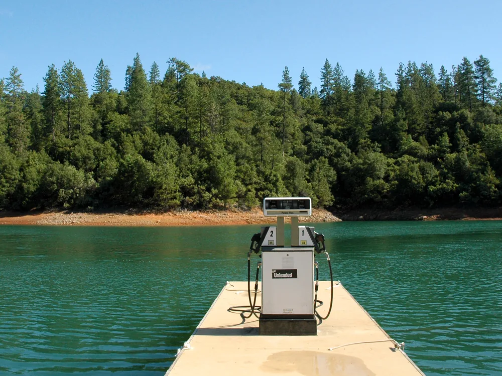 A boat fuel dock at a lakeside marina